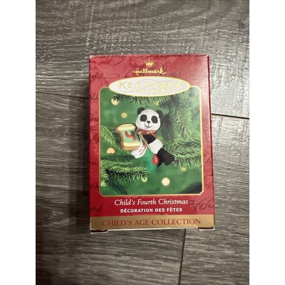 Hallmark Keepsake Ornament Child’s Fourth Christmas 2000 Child’s Age Collection - Picture 1 of 12